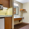 Отель Coratel Inn & Suites By Jasper River Falls, фото 20