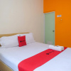 Отель RedDoorz @ Jalan Pramuka Manado, фото 6