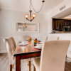 Отель Gorgeous Beverly Hills/Weho - 2BR/Bath - 2 Free Parking Spots! (BW-1), фото 10