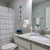 Отель Blue Pineapple House 3 Bedroom Home, фото 5