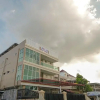 Отель Vaccinated Staff - OYO 948 Vivi Residence Syariah II, фото 1