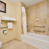 Отель Hampton Inn Clarion, фото 10