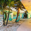 Отель Hollywood Beach Walk Steps to the Ocean Miami, фото 17