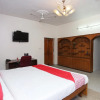 Отель Apartment Palace BY OYO Rooms, фото 2