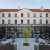 Отель Domaine Reine Margot Paris - Issy MGallery Collection в Исси-ле-Мулино