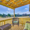 Отель Ranch Cabin w/ Decks, 10 Mi to Fredericksburg, фото 13