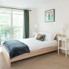 Отель Spacious 2 Bed - Battersea High Street, фото 6