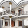 Отель RedDoorz Plus near Transmart Kairagi Dua Manado, фото 1