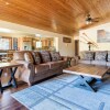 Отель 48 - Whispering Aspen Lodge 3 Bedroom Home by Redawning, фото 5