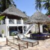 Отель Annex of Bwejuu Beach Palm Villa, фото 15