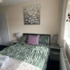 Отель Cozy 2 Bedhouse 20mins From Manchester City Centre, фото 3