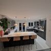 Отель Charming 3-bed House in Newquay, фото 5