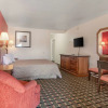 Отель Rodeway Inn & Suites, фото 5