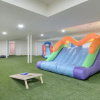 Отель Game Farm Villa by Avantstay 10bdr, Private Pond, Spa, Pool Family-friendly, фото 17