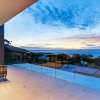 Отель Large 9 Bedroom Villa in Camps Bay w Pool Apostles Views, фото 17