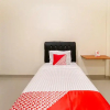 Отель Falah Residence Syariah by OYO Rooms, фото 3