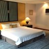Отель Gardengrove Suites в Бангкоке