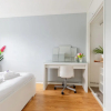 Отель 3 Bed Flat, Dedicated Workspace, Parking, 4KTV, фото 15