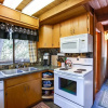 Отель 53MBR - Hot Tub - Wi-Fi - Sleeps 6, фото 3