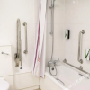 Отель Premier Inn Huddersfield Central, фото 8
