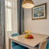 Отель Royal Theatre Apartments, фото 15