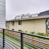 Отель Stylish Seattle Home w/ Rooftop Deck + Fire Pit!, фото 1
