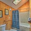 Отель 'elk Hideaway:' Ashford Cottage w/ Hot Tub!, фото 9