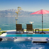 Отель Beachfront Villa Grey Martini with Pool, фото 16
