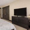 Отель Ski Condo with Private Garage and Washer Dryer - Parry Peak Loft Premium-Rated 105, фото 3