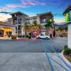 Отель Holiday Inn Express & Suites, Lake Elsinore, an IHG Hotel в Лейк-Эльсиноре