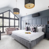 Отель Elliot Oliver- Superior 6 Bedroom House With Hot Tub And Log Burner, фото 4
