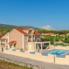 Отель Nice Home in Dubrava kod Sibenika With Outdoor Swimming Pool, Wifi and 5 Bedrooms, фото 29