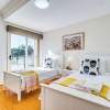 Отель StayAU 3BR Deluxe Family Loft Point Cook, фото 3