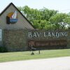 Отель Bay Landing Camping Resort Deluxe Cabin 29 в Лейк-Бриджпорт