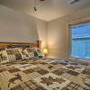 Отель Petoskey Area Cabin, Walk to Crooked River!, фото 4