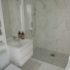 Отель Toothbrush Apartments - 3 Bed Penthouse, фото 8