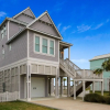 Отель Skin And Bones 4 Bedroom Home, фото 24