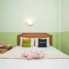 Отель Urbanview Hotel de Kopen Malang by RedDoorz, фото 8