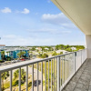 Отель Recently renovated 2 bedroom Short walk to the beach Condo by RedAwning, фото 5