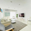 Отель Fresh and Modern Delux Apartment in 1 min from the beach!, фото 3