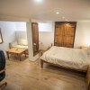 Отель Beautiful 1-bed Basement Flat in Leeds, фото 3