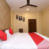 Отель OYO 37676 Hotel Neelkanth, фото 17