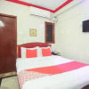 Отель OYO 48074 National Towers Residency, фото 16