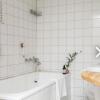 Отель Beautiful studio apartment in the heart of trendy Kallio, фото 6