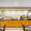 Отель Econo Lodge Raleigh near Walnut Creek Amphitheatre, фото 22