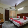 Отель OYO 15767 MR International, фото 7