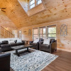 Отель Brand-new Luxury W/ Hot Tub & Firepit 3 Bedroom Cabin, фото 12