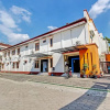 Отель Capital O 91355 Hotel Mustika 1 Syariah, фото 18