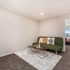 Отель Central Manukau Hideaway, фото 12