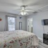 Отель Tidy Tallahassee Townhome ~ 7 Mi to Downtown!, фото 2